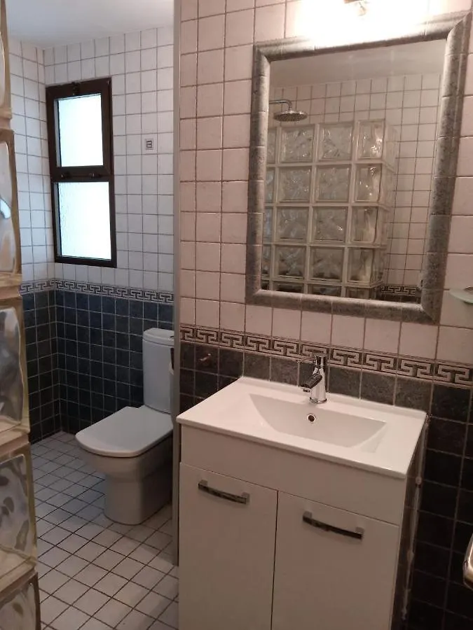 Impeccable 2-Bed Apartment Ecuador Los Claveles Mijas